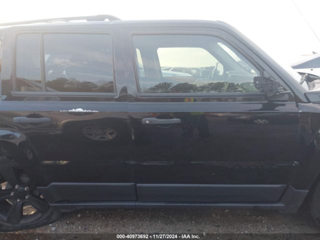 1C4NJPBA3FD220056 Jeep Patriot Altitude Edition