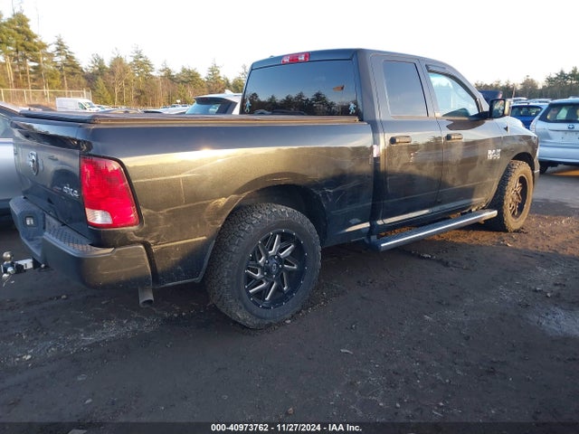RAM 1500 Tradesman  4x4 6'4 Box 2018 1C6RR7FG9JS247766 Image 4