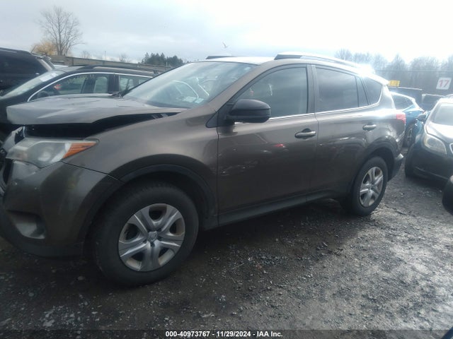 Toyota RAV4 LE 2015 2T3BFREV8FW237873 Image 14
