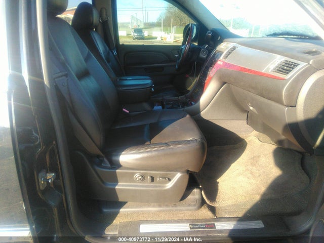 2010 CADILLAC ESCALADE 1GYUKBEF8AR148666 Photo 4