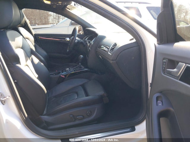2011 AUDI A4 WAUFFAFL2BN052605 Photo 4