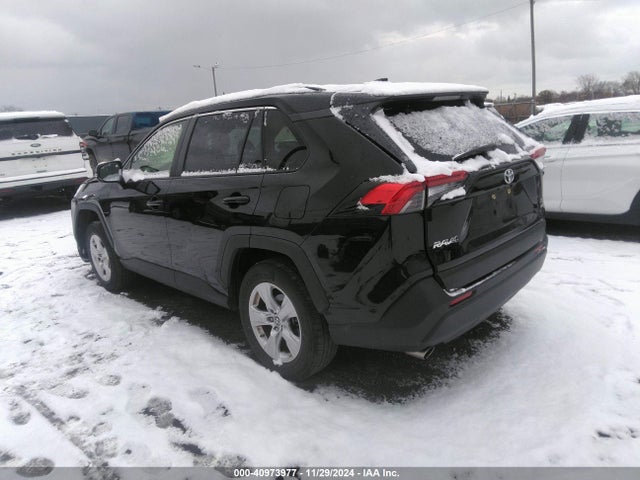 Toyota Rav4 Xle 2019 JTMP1RFV7KD045337 Image 3