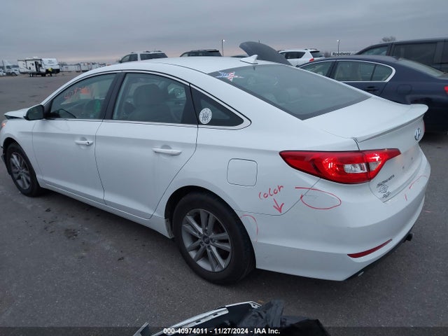 Hyundai SONATA SE 2016 5NPE24AF5GH306148 Image 3