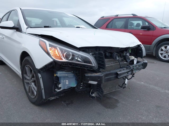 Hyundai SONATA SE 2016 5NPE24AF5GH306148 Image 6