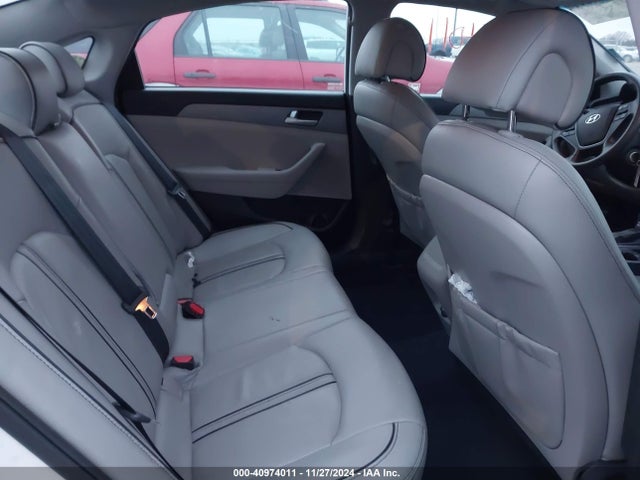 Hyundai SONATA SE 2016 5NPE24AF5GH306148 Image 8