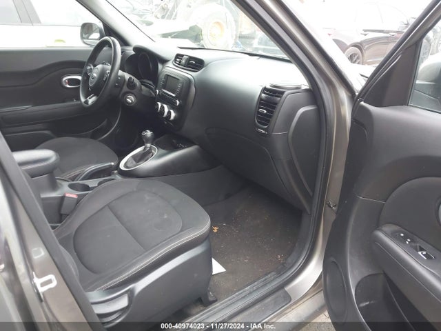 KNDJN2A28H7495553 KIA Soul