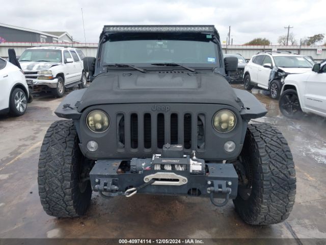 1C4BJWEG4FL708077 Jeep Wrangler Unlimited Altitude