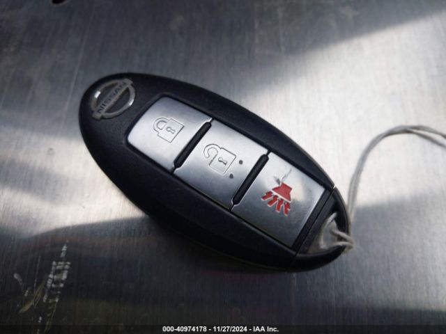 JN8AF5MV4HT754488 Nissan JUKE S