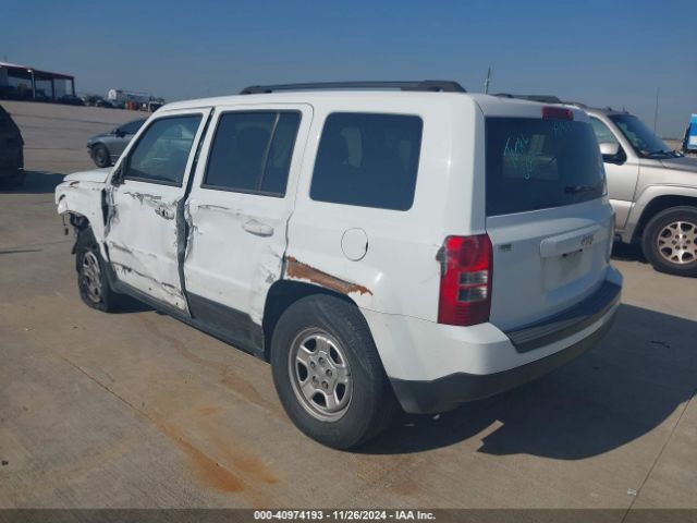 1C4NJPBA2GD525016 Jeep Patriot Sport