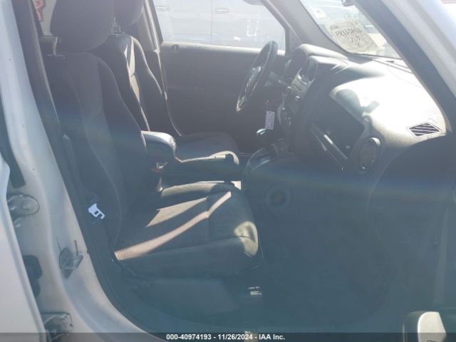 1C4NJPBA2GD525016 Jeep Patriot Sport