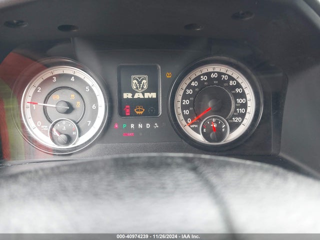 Auction sale of the 2015 Ram 1500 Express, vin: 3C6JR6AT4FG525239, lot number: 40974239