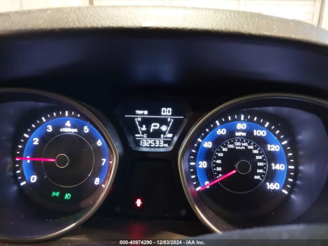5NPDH4AE4FH621474 Hyundai ELANTRA SE