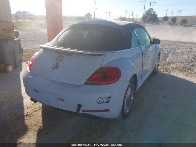 3VW517AT9FM821881 Volkswagen Beetle 1.8t Classic