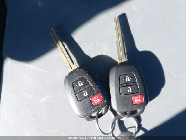 2T3RFREV6FW312049 Toyota Rav4 Xle