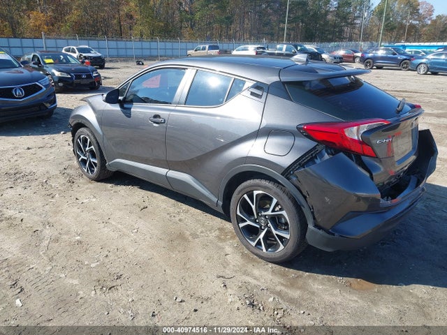 Toyota C-HR XLE 2019 NMTKHMBX7KR093178 Image 3