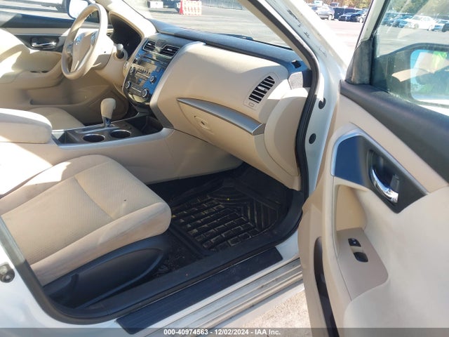 Nissan Altima 2.5 S 2015 1N4AL3AP0FC185172 Image 5