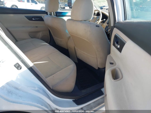 Nissan Altima 2.5 S 2015 1N4AL3AP0FC185172 Image 8
