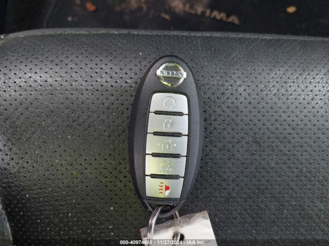 1N4AL3AP5HC222820 Nissan Altima 2.5 Sl