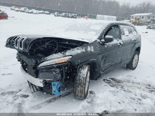 1C4PJMAB0EW317820 Jeep Cherokee Sport