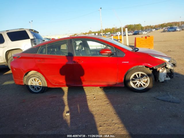 JTDKARFU6H3534487 Toyota Prius Four