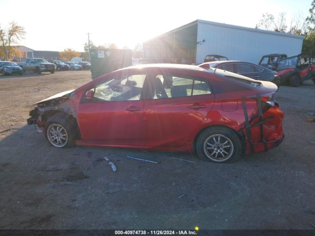 JTDKARFU6H3534487 Toyota Prius Four