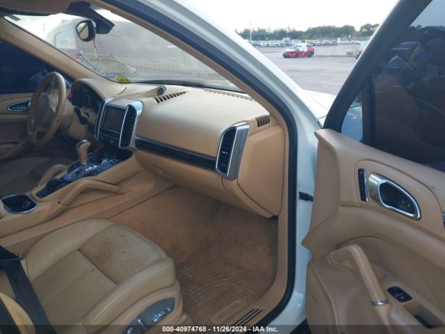 WP1AA2A28ELA00409 Porsche Cayenne