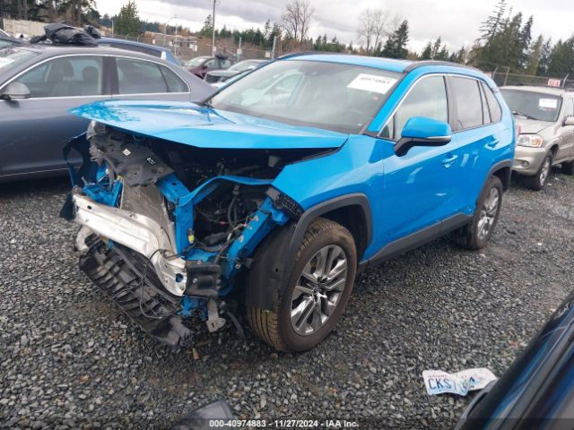 2T3A1RFV2KW055654 Toyota Rav4 Xle Premium