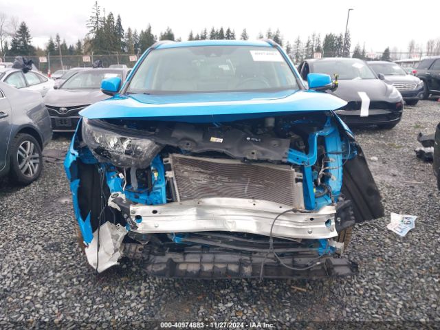 2T3A1RFV2KW055654 Toyota Rav4 Xle Premium