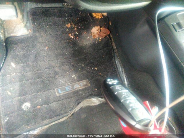 1N4AZ0CP9FC312950 Nissan LEAF S