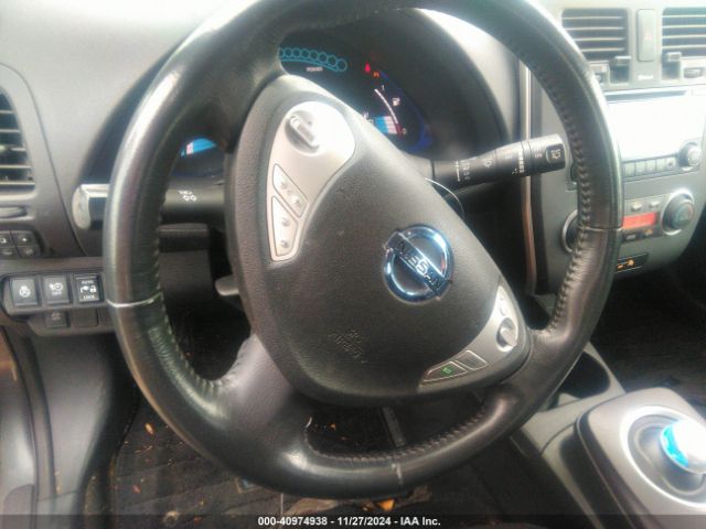 1N4AZ0CP9FC312950 Nissan LEAF S