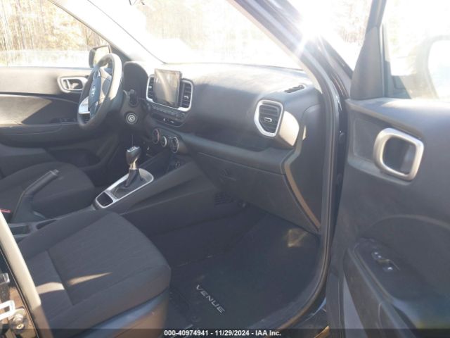 KMHRB8A31LU033140 Hyundai Venue Se