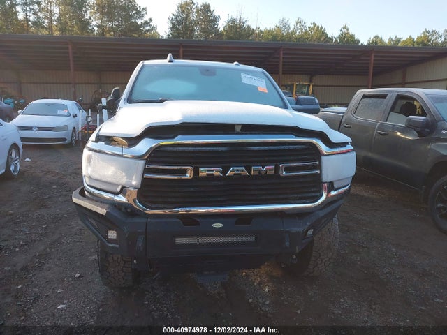 3C6UR5DL2LG132709 RAM 2500 Big Horn  4x4 6'4 Box