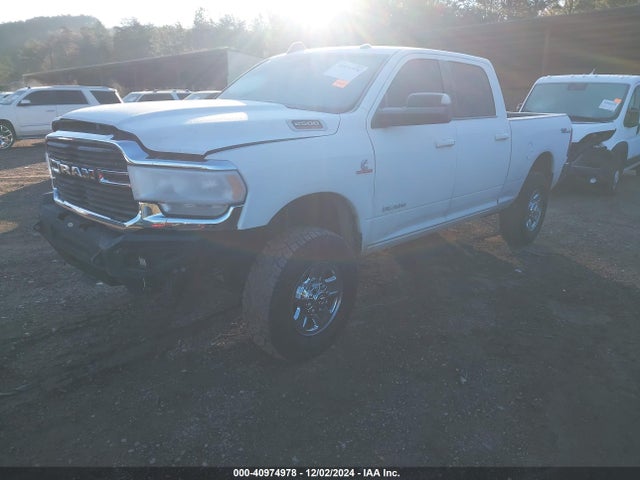 3C6UR5DL2LG132709 RAM 2500 Big Horn  4x4 6'4 Box