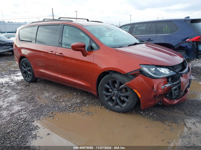 2018 2C4RC1EG0JR204346 main image