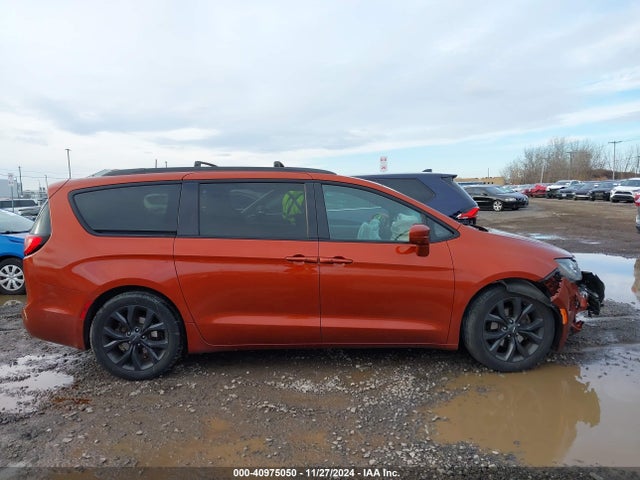 Chrysler Pacifica Touring L Plus 2018 2C4RC1EG0JR204346 Image 13
