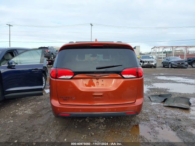 Chrysler Pacifica Touring L Plus 2018 2C4RC1EG0JR204346 Image 16