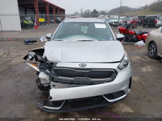 KNDCB3LC5K5242562 KIA NIRO LX