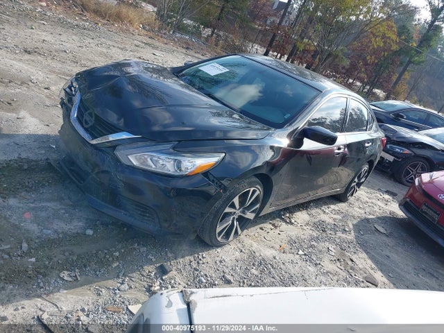 Nissan Altima 2.5 S 2018 1N4AL3AP7JC170144 Image 2