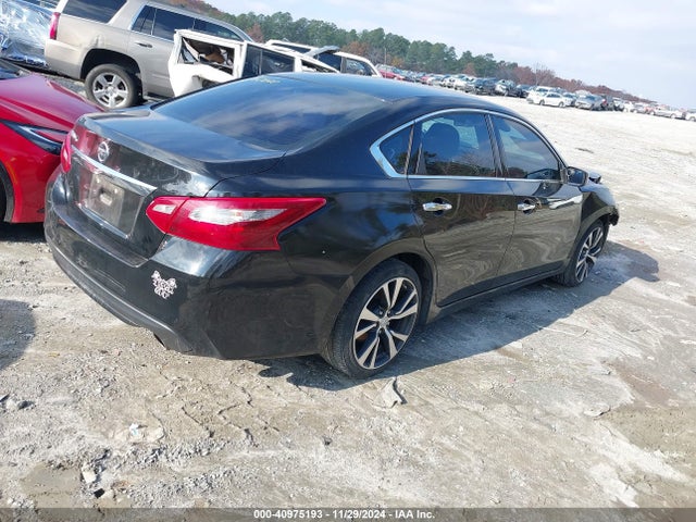 Nissan Altima 2.5 S 2018 1N4AL3AP7JC170144 Image 4