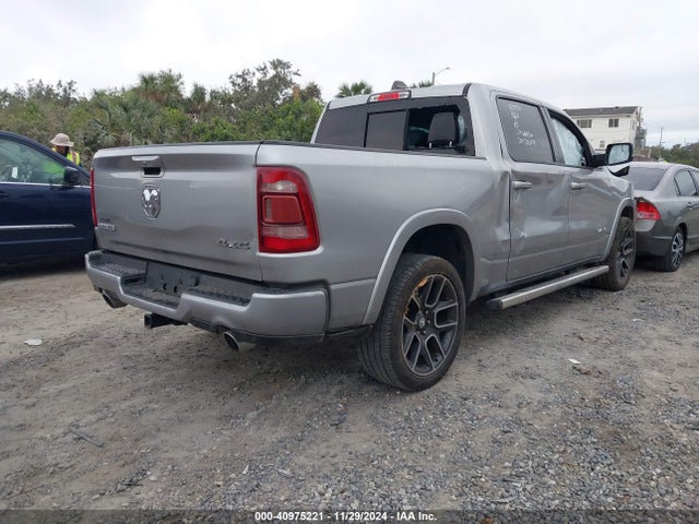 1C6SRFJT5KN686530 RAM 1500 Laramie  4x4 5'7 Box