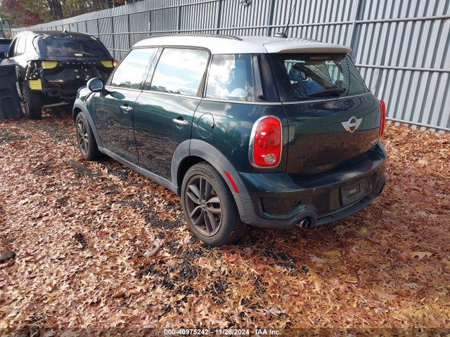 2011 MINI COOPER S COUNTRYMAN WMWZC3C59BWL79651 Photo 2