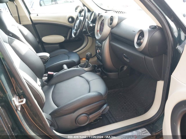 2011 MINI COOPER S COUNTRYMAN WMWZC3C59BWL79651 Photo 4