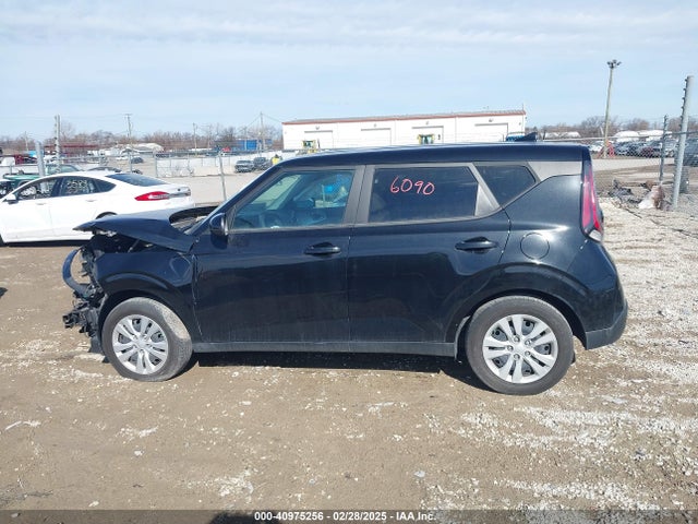 KNDJ23AU7P7845415 KIA mpi nu