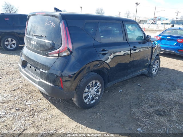 KNDJ23AU7P7845415 KIA mpi nu