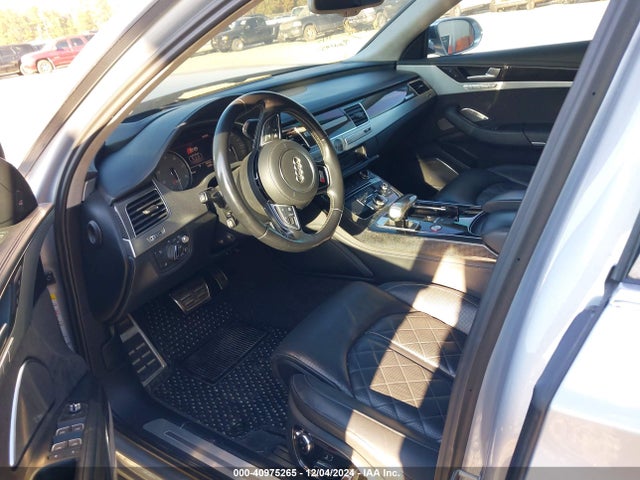 Audi S8 4.0t 2015 WAUK2AFD7FN022783 Image 5