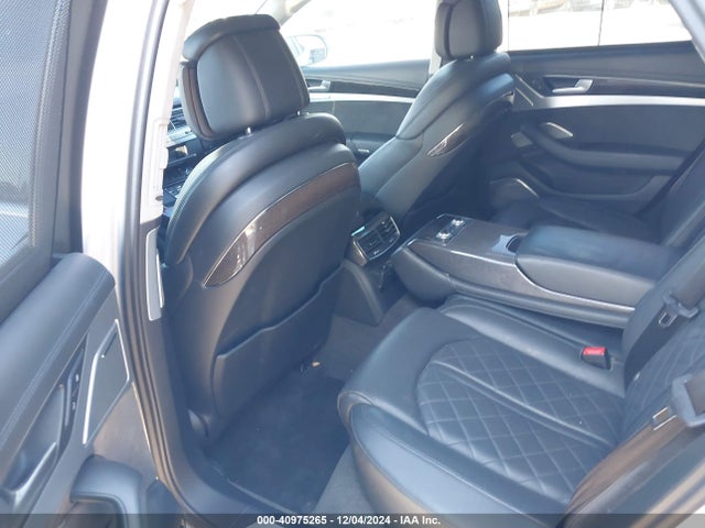 Audi S8 4.0t 2015 WAUK2AFD7FN022783 Image 8