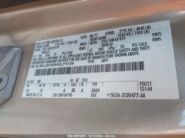 5LMCJ2C93HUL71134 Lincoln MKC SELECT