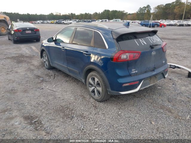 KNDCC3LC8H5037923 KIA NIRO EX