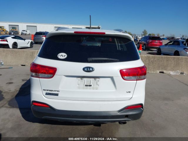 5XYPG4A57HG217076 KIA Sorento 3.3l Lx