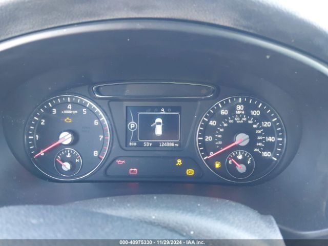 5XYPG4A57HG217076 KIA Sorento 3.3l Lx